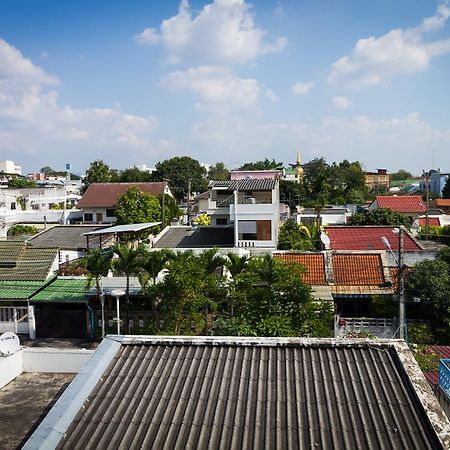 Hotel Rest Solution Chiang Mai Esterno foto