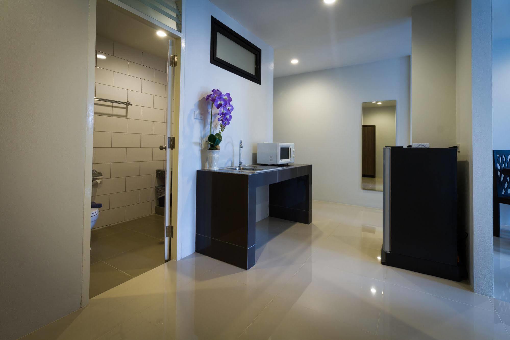 Hotel Rest Solution Chiang Mai Esterno foto